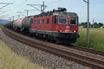 Re 620 041-4  Moutier  mit Kesselwagenzug nach Cornaux unterwegs bei Niederbipp am 22.