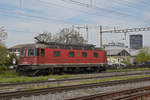 Re 620 048-9 durchfährt solo den Bahnhof Pratteln.