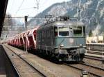 SBB - Re 6/6  11662 mit Gterzug im Bahnhof Gschenen am 08.04.2009