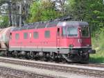 Leerer lzug mit Re 6/6 11617  Heerbrugg  in Kreuzlingen Hafen bereit zur weiterfahrt richtung Romanshorn am 21.04.09