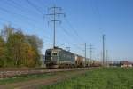 Re 6/6 11659 nhert sich am 21.10.10 Kiesen.