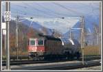 Re 6/6 11607 auf dem Weg zu den Holcim Zementwerken Untervaz bei Zizers.