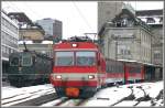 Re 6/6 11163  Eglisau  und ausfahrender BDeh 4/4 22 der AB am St.Galler nebenbahnhof.