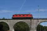 Re 6/6 11649 berquert am 14.6.12 solo den Rheinviadukt bei Eglisau.