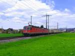 SBB - Re 6/6 11617 mit Re 6/6  11657 vor Güterzug unterwegs bei Lyssach am 18.04.2015