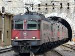 4 E - Lok Gterzug in Goppenstein mit Re 6/6 11683 + Re 4/4 + Re 4/4 + Re 6/6 und vielen Gterwagen die sich noch im bls Ltschbergtunnel befinden am 10.03.2007