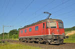 Re 6/6 11654 fährt Richtung Bahnhof Rheinfelden.