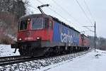 Re 620 065-3 Ziegelbrücke zusammen mit Re 4/4 II 11337 als Lokzug auf der Bözberg Südrampe Richtung Basel unterwegs am 03.03.2018.