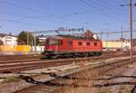 Die Re 6/6 11640 (Re 620 040)  Münchenstein  passiert als Lokzug den Bahnhof Wil in Richtung St.