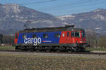 Die fotogene SBB CARGO Re 620 076-0  ZURZACH  als Lokzug bei Deitingen unterwegs am 18.