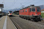 Re 620 084-4  UZNACH  als Lokzug anlässlich der Bahnhofsdurchfahrt Deitingen vom 25.