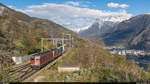 SBB Cargo Re 6/6 11617 und eine Re 4/4 II mit einem UKV-Zug am 24.