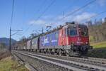 Re 620 088-5  Linthal  ist bei Villnachern unterwegs in den RBL, aufgenommen am 07.12.2021.