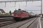 Re 620 070-3 durchfährt den Bahnhof Rupperswil.