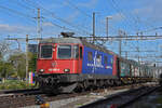 Re 620 088-5 durchfährt am 03.10.2022 den Bahnhof Pratteln.