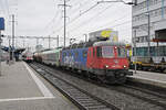 Re 620 078-6 durchfährt am 05.01.2024 den Bahnhof Pratteln.