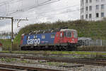 Re 620 075-2 durchfährt am 18.03.2024 solo den Bahnhof Pratteln.