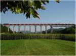 Rheinviadukt Eglisau, und Kies so weit das Auge reicht.