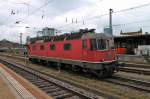 Durchfahrt am 02.05.2014 von SBB CFF FFS Re 6/6 11614  Meilen  als Lokzug in Richtung Weil am Rhein im Badischen Bahnhof von Basel.