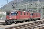 SBB Cargo Re 420 240 und Re 6/6 11616  Illnau-Effretikon  am 15.4.20 als Lokzug beim verlassen von Brig.