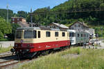 Die bunteste Re 10/10 der Schweiz.
RADVE Re 620 003-4 und TR Trans Rail Re 421 393 anlässlich der Bahnhofseinfahrt Läufelfingen am 8. Juli 2020.
Foto: Walter Ruetsch