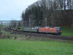 Re 10/10 mit GZ bei Rotkreuz am 09.04.2008