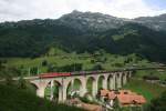 SBB-Gterzug mit Re 10/10 auf dem Kanderviadukt bei Frutigen am 4.7.2008.