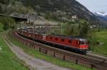 Geballte Power am Gotthard: Re 6/6 11684, Re 4/4 II 11329, Re 4/4 II 11261 und Re 6/6 11685 ziehen am 10.5.12 einen Containerzug die Gotthard-Nordrampe hinauf.