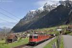 Re 6/6 11682 + Re 4/4 II 11162 mit Gterzug am 25.04.2012 in Silenen