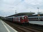 Schweizer E-Lok Re 4/4 I 10019 vor Sonderzug D 85913   FUN EX von Eurostrand Fintel  beim Halt in Bochum Hbf.(19.08.2007)