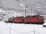 Re 4/4 II  11275 und 11294 mit einem niedlichen Gterzug in Sargans am 16.11.2007