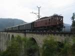 Ae 3/6 II am 28.09.03 auf der Brcke von Eglisau nach Hntwangen-Wil