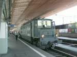 Ae 4/7 10997 (SLM 1932) mit  Prestige Continental Express  in Zrich-Hbf.14.06.07