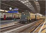 Der Ae 4/7 10997 bricht in Lausanne mit ihrem edlen drei Wagen Zug zu einer interessanten St.Valentins Rundfahrt auf: Lausanne - Biel - Bern - Kandersteg - Brig - Lausanne (und weiter nach Biel).