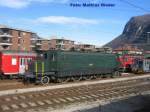 Ae 4/7 10997 in Mendrisio am 14.02.09