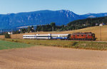 BLS: Sonderzug mit der Ae 6/8 205 zwischen Solothurn und Biberist im Juli 1992.