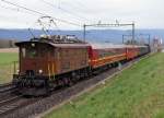 Grosse Frühlingsfahrt mit der Grossdampflok 503673 vom 11. März 2015. Die Nostalgielok Be 4/4 Nr. 14 ex BT brachte den Sonderzug bis nach Olten Hammer, wo er durch die 50673 übernommen wurde. Die Be 4/4 14 wurde am Schluss des Zuges angehängt, um Umfahrungen zu vermeiden. Beim Wasserfassen in Lyss kam es zu einer Begenung mit der 01 202. Zwischen Biel und Lyss befand sich die Be 4/4 14 an der Spitze des Sonderzuges. Diese Aufnahme entstand bei Busswil.
Foto: Walter Ruetsch