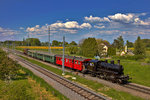 MThB Dampflokomotive Ec 3/5 Nr.3 fährt mit der Schublokomotive Be 4/4 BT Nr.14 mit dem rege benutzten Pendelzug für die Besucher der Arbon Classic 16 aus dem Bahnhof Romanshorn hinaus nach