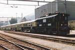 BT: Der Ausstellungszug 75 Jahre Bodensee Toggeburg Bahn  mit der Be 4/4 11 und vier Mitteleinstiegwagen in Ebnat Kappel im September 1985.
Foto: Walter Ruetsch