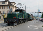 SBB/HSTB: Remisenfest des Vereins Historische Seethalbahn vom 3. September 2016.
Krokodilpendelzug mit Be 6/8 III 13302 und De 6/6 15301 als Strassenbahn bei Ballwil am 3. September 2016.
Foto: Walter Ruetsch