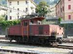 SBB - Rangierlok Ee 3/3 16447 mit etwas zusatz Beschriftung abgestellt im Bahnhof Bellinzona am 30.09.2011