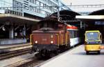 Die SBB Ee 3/3 16406 am Freitag 13 Juni 2003 im bahnhof Luzern.