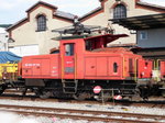 SBB - Rangierlok Ee 3/3 16454 abgestellt im Areal des Industriewerkes in Biel am 16.05.2016