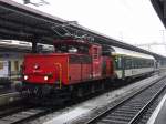 SBB - Rangierlok Ee 3/3  934 554-7 mit Personenwagen 1 Kl.