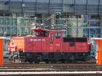 SBB - Ee 3/3 934 555-4 im Bahnhofsareal von Genf abgestellt am 11.04.2010