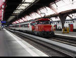 SBB - Lok Ee 922 017-9 bei  Rangierarbeiten im HB Zürich am 26.07.2020