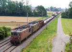 BLS CARGO AG.
Beltrame Stahlzug Gerlafingen - Vicenza
mit Doppeltraktion Re 425 bei Selzach am 12. Juli 2019.
Foto: Walter Ruetsch
