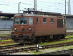 BLS - Re 4/4  184 abgestellt im Bhf. Areal des Badischen Bahnhof in Basel am 2024.06.09