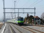 BLS - RE  von Neuchatel nach Bern unterwegs in Ins am 06.03.2011