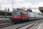 Re 420 211-5 durchfährt den Bahnhof Rupperswil. Die Aufnahme stammt vom 31.07.2019.